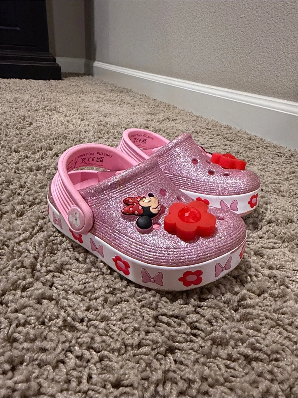 CROCS Kids Glitter Pink Clog Sandals with Minnie & Flower Charms